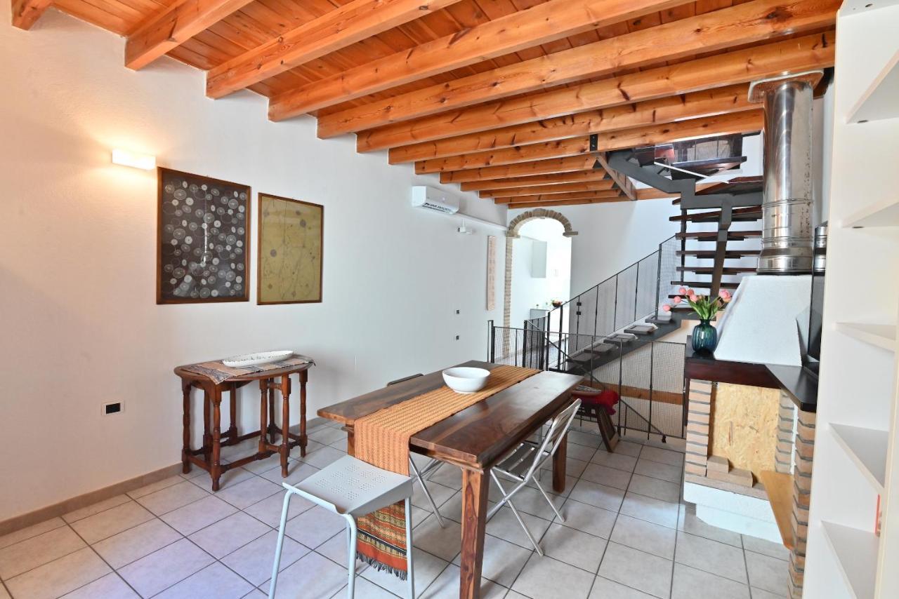 Izzhome Full Center Terrace Кальярі Екстер'єр фото